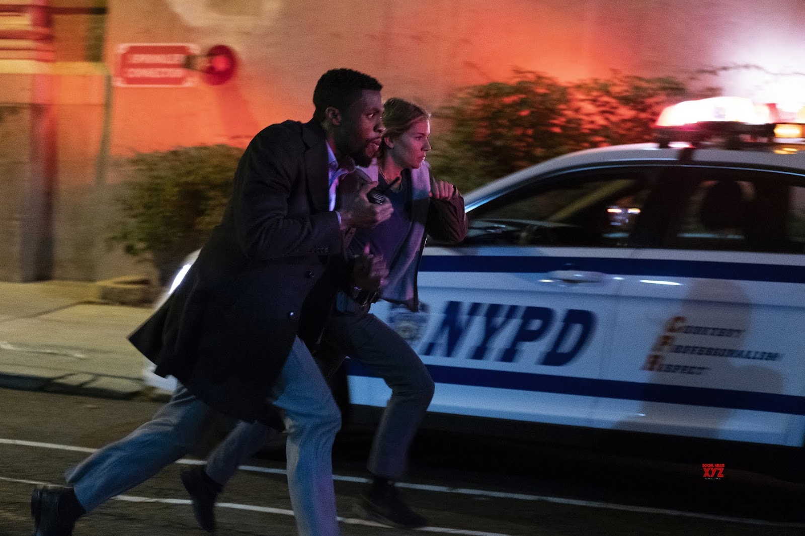 21 cây cầu: Món ăn tinh thần "lạ miệng" của phòng vé tháng 11