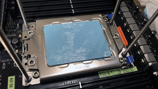 AMD Ryzen Threadripper 3970X 32 lõi có thể ép xung lên mức 5,72 GHz - Phá vỡ nhiều kỷ lục thế giới