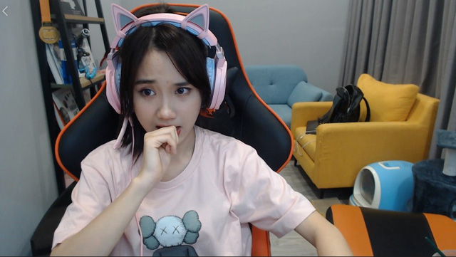 LMHT: Bị camp sấp mặt, cô giáo Mina Young suýt nữa bật khóc trên stream