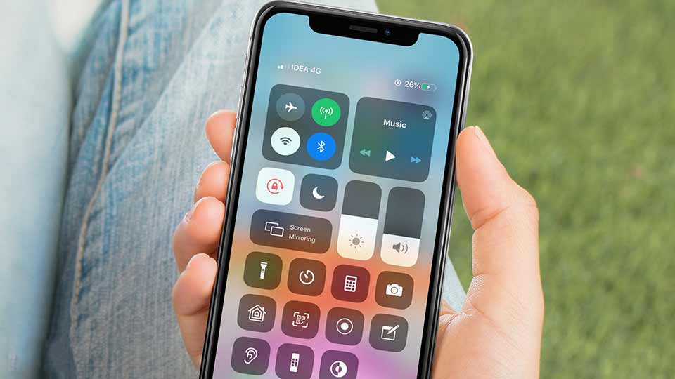 Hướng dẫn: Xem phần trăm pin trên dòng iPhone có thiết kế Notch