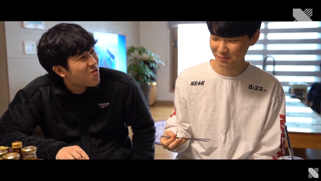 LMHT: cvMax phản pháo những cáo buộc bạo hành, đến tận nhà để đưa Chovy về với DragonX