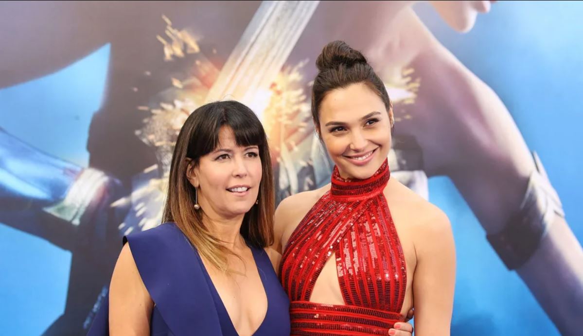 Wonder Woman 1984 vừa tung Teaser Trailer, đạo diễn đã hé lộ về Wonder Woman 3