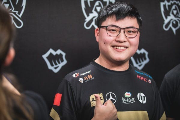 LMHT: Uzi vượt mặt những ngôi sao đình đám C-biz, trở thành nhân vật có sức ảnh hưởng nhất Weibo