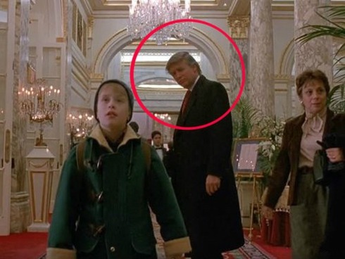 Tổng thống Mỹ Donald Trump vinh dự vì...được đóng phim 