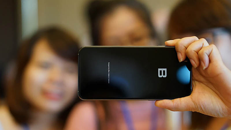 CEO Bkav Nguyễn Tử Quảng chính thức công bố Bphone 4 sẽ ra mắt 3/2020