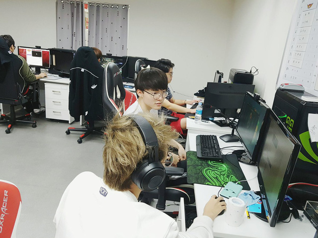 LMHT: Trụ sở của SKT phát hiện có người dương tính với dịch bệnh, Faker và đồng đội có thật sự an toàn?