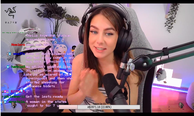 Kì lạ cô nàng streamer cầu mong fan donate....giấy vệ sinh cho mình thay vì tiền