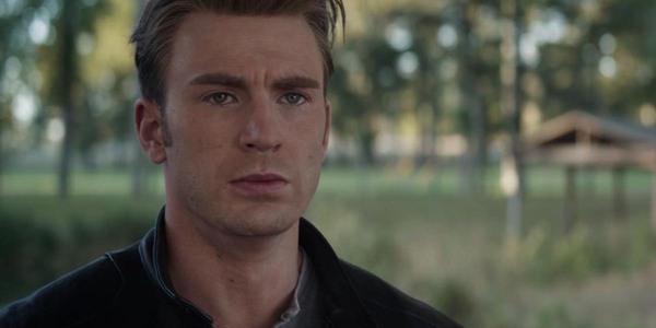 Hình ảnh Captain America về già khiến mẹ của nam diễn viên Chris Evans bật khóc