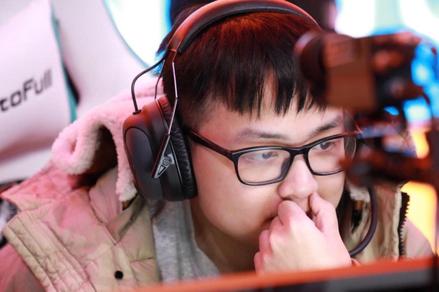 LMHT: Chưa có nhiều thành tích nhưng SofM vẫn được fan LPL yêu thương hết mực