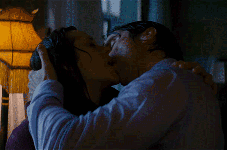 Tổng hợp những cảnh nóng bỏng mắt của dàn siêu anh hùng trên màn ảnh Phần 1  6