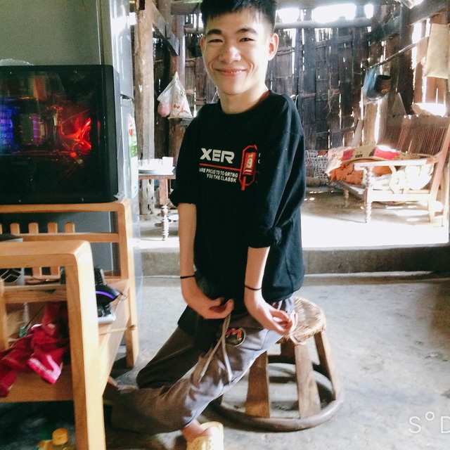 LMHT: Streamer khuyết tật bất ngờ bị game thủ miệt thị vì ....tố cáo tool hack