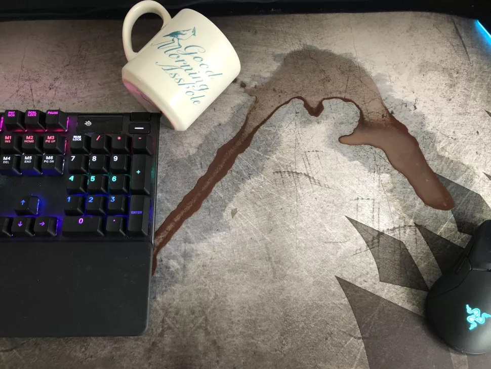 Hướng dẫn: Cách làm sạch pad chuột khi bị vấy bẩn lâu ngày