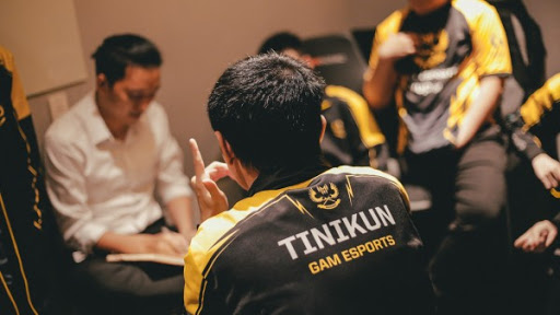 LMHT: Tinikun lên tiếng phản pháo, hé lộ thêm rất nhiều những tuyển thủ vẫn còn đang bị GAM nợ lương
