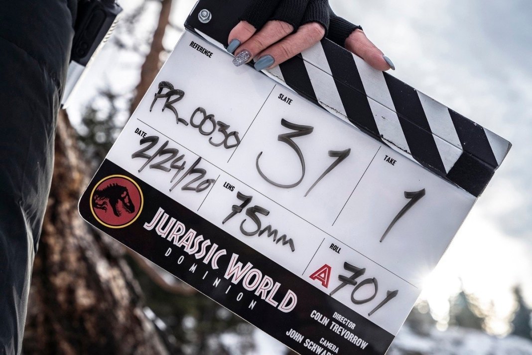 Jurassic World 3: Vừa tái khởi động lại phải ngưng sản xuất vì Covid-19