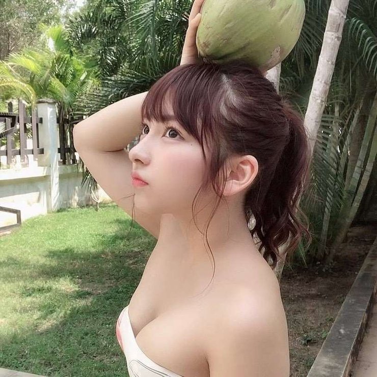 Tuy chỉ là học sinh, hotgirl có biệt danh "Yua Mikami phiên bản nhỏ tuổi" bởi vòng 1 siêu khủng của cô