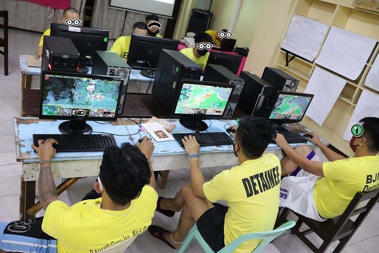 Những tù nhân hạnh phúc nhất khi ở trong tù nhưng vẫn có thể chơi game và tham gia các giải Esport