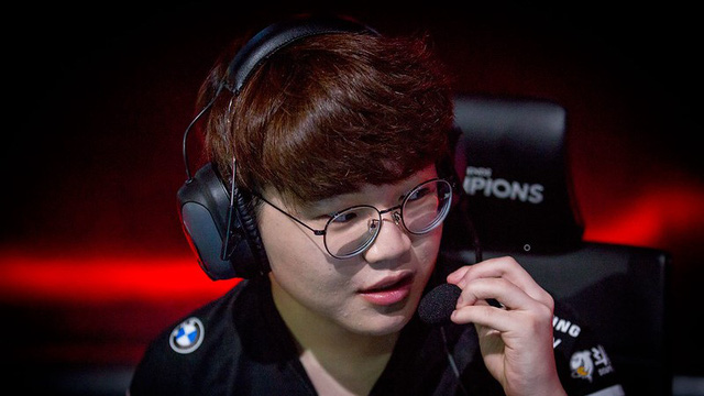 LMHT: Tân binh của T1 khẳng định "nếu được cầm Irelia sẽ không thua đường bất kỳ ai"