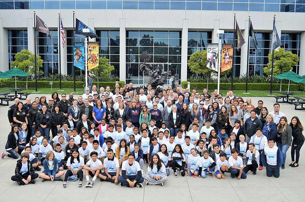 Blizzard bị nhân viên của mình tố trả lương siêu thấp, đến nỗi phải nhịn đói để đi làm