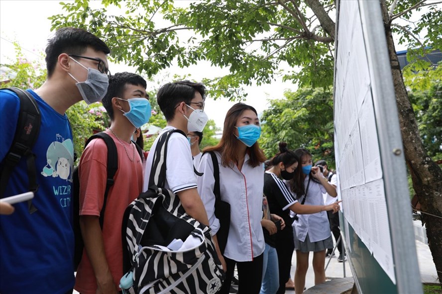 Đáp Án Đề Thi Môn Văn kì thi tốt nghiệp THPT  2020 chính xác nhất