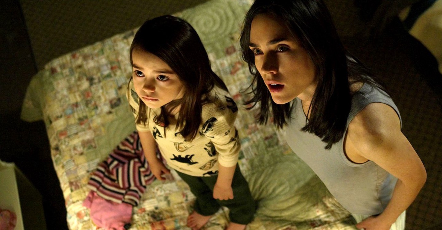 Điểm danh những bà mẹ đơn thân can đảm nhất làng phim kinh dị