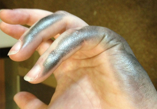 Sống là một người thuận tay trái thì bạn phải trải qua những khó khăn như thế nào?