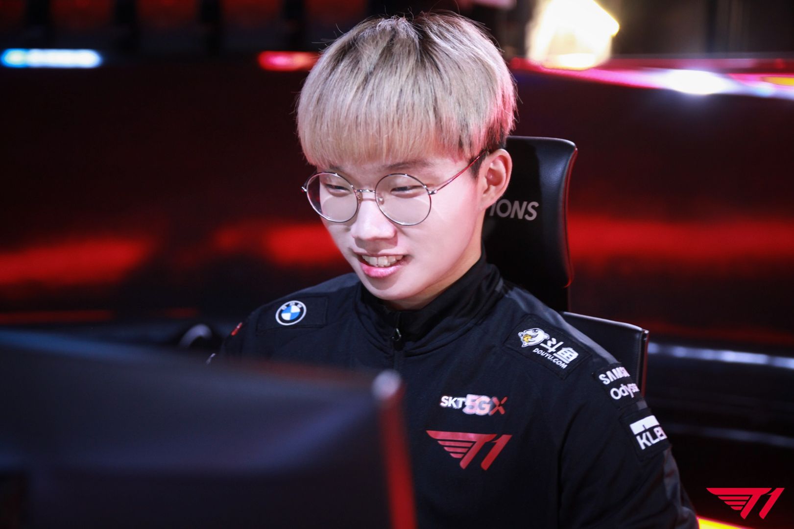 LMHT: Canna tỏa sáng giúp T1 đại thắng trước AFs, Faker vẫn tiếp tục nghỉ ngơi ở ghế dự bị