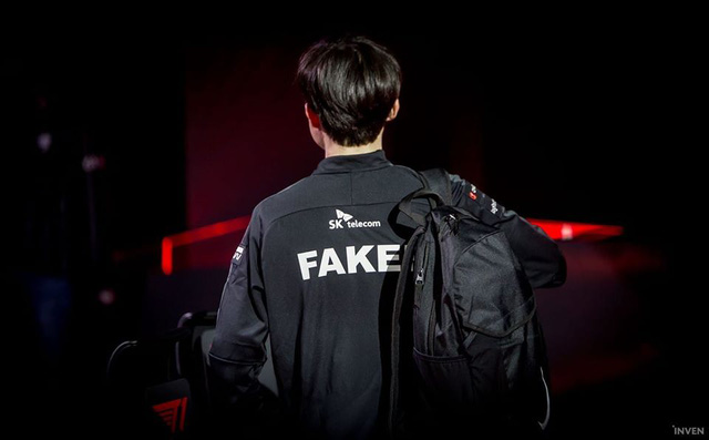 LMHT: T1 bất ngờ chệch nhịp thi đấu khi Faker đánh chính, vấn đề là do đâu?