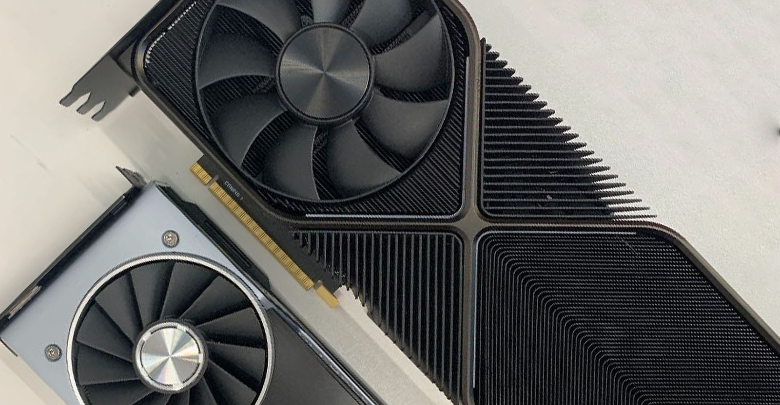 GeForce RTX 3090 & RTX 3080 Ampe mang lại hiệu suất mạnh mẽ so với GPU Turing TU102