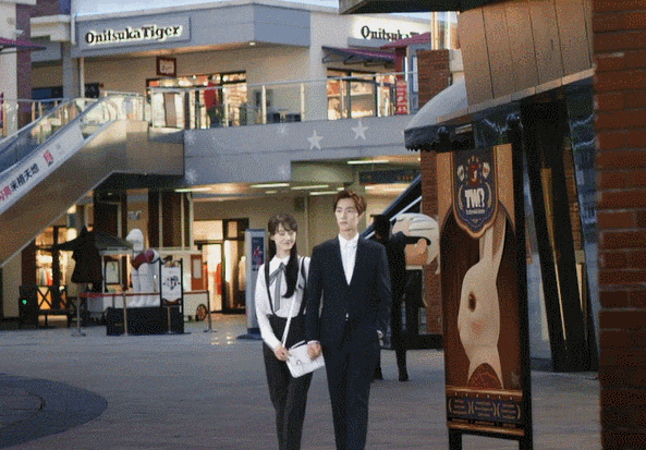 Loạt kỹ xảo...không thể giả hơn trong phim Trung khiến bạn cười cả ngày mà không biết chán 9