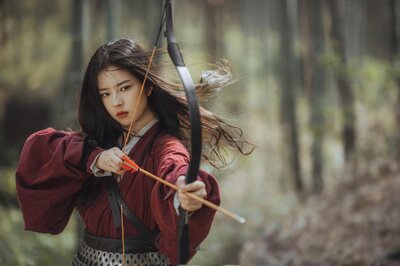 Mê mẩn trước loạt ảnh cosplay Mulan đẹp hơn cả trên phim