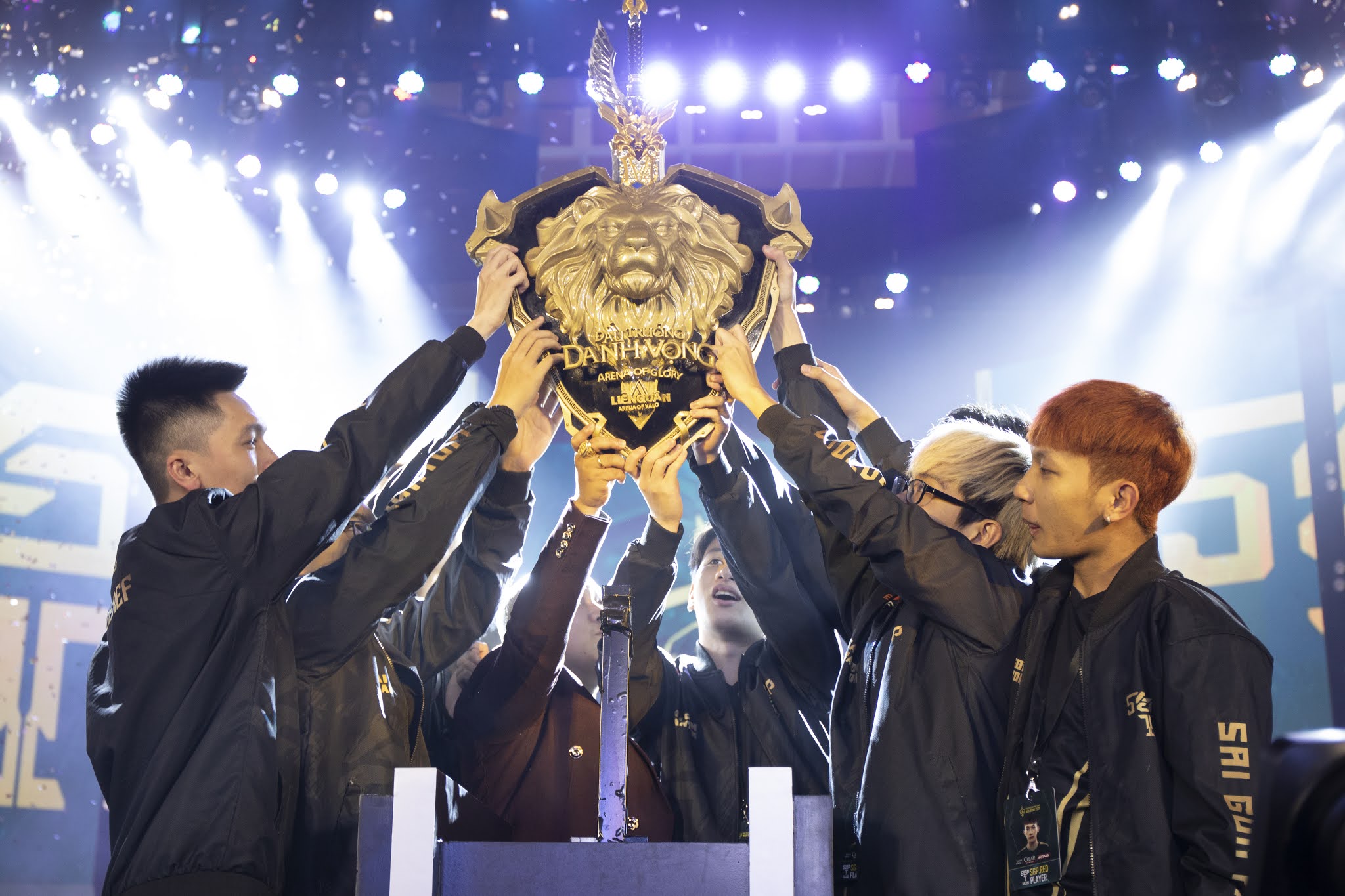 "Bóng ma Sài thành" - Saigon Phantom trở thành tân vương của Đấu trường Danh Vọng mùa đông 2020