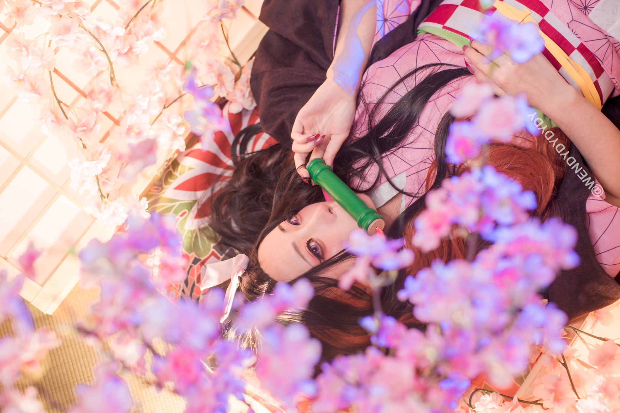 Cosplay 18+ chán chê, nữ coser hóa thân Nezuko Kimetsu No Yaiba biến fan thành "đồi SIMP"