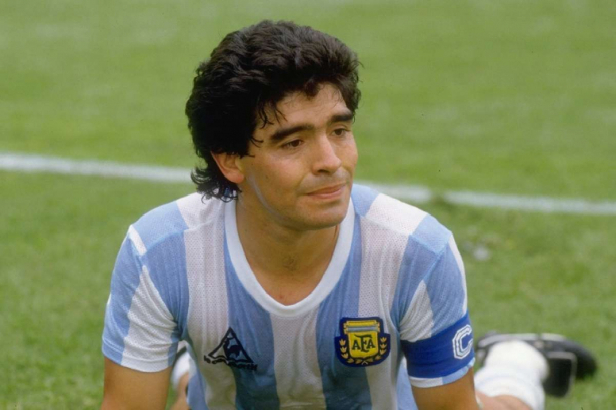 Diego Maradona là ai? Huyền Thoại bóng đá qua đời vào tuổi 60