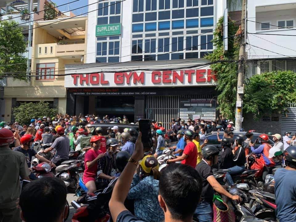 Drama tại Thol Gym là gì ? Chi tiết về vụ việc Gymer có phát ngôn phản cảm với Nghệ Sĩ Chí Tài