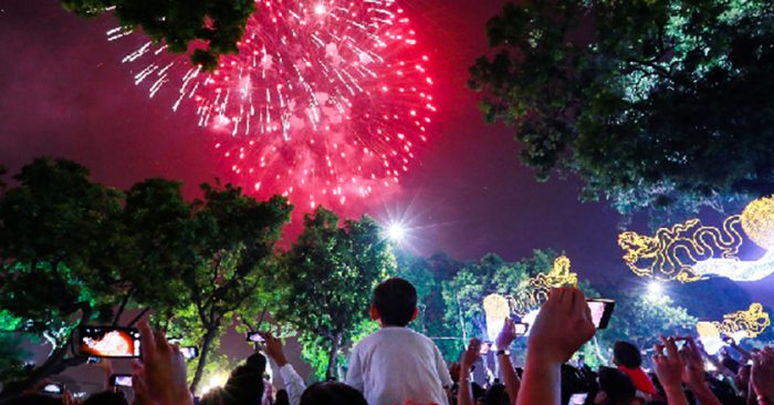 Các điểm bắn pháo hoa tại TP Hồ Chí Minh và Hà Nội trong Tết Dương Lịch