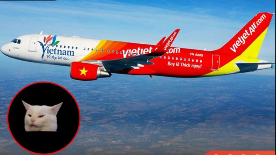 Máy bay phải chuyển hướng, bay chờ... vì hoàng thượng chạy qua đường băng Nội Bài