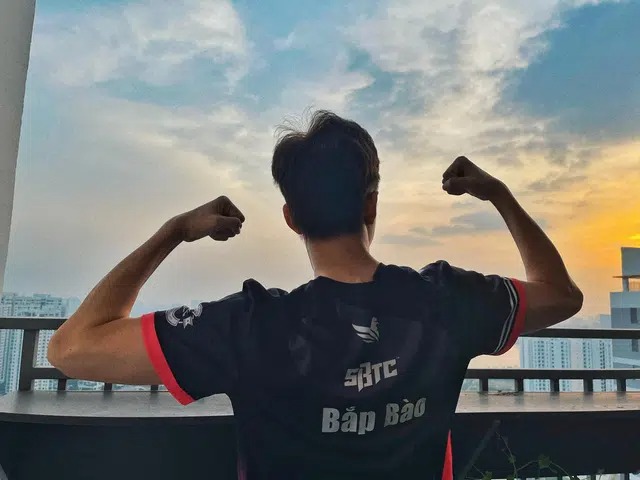 LMHT: SBTC bất ngờ chiêu mộ thêm mộ thành viên mới là một cái tên nổi tiếng của Showbiz Việt