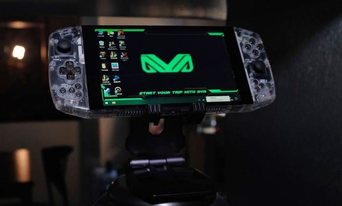 Khi máy PC có thể cầm tay tương tự Switch, chơi được cả Cyberpunk 2077