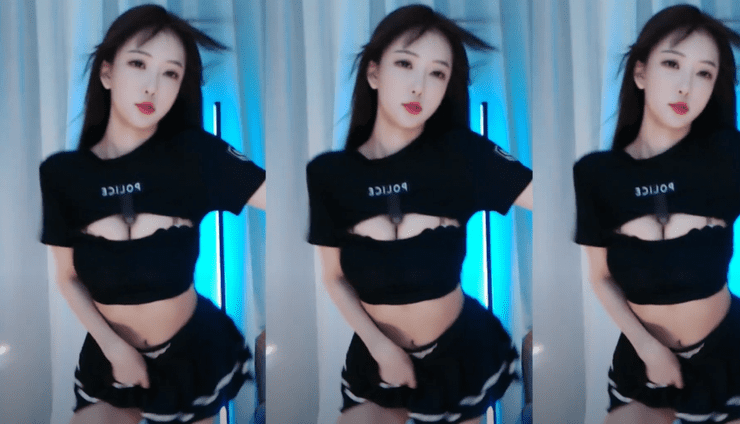 Sexy Dance Streamer đề nghị fan chi 2.000 nhân dân tệ (~ 7 triệu VNĐ) để thêm bạn bè