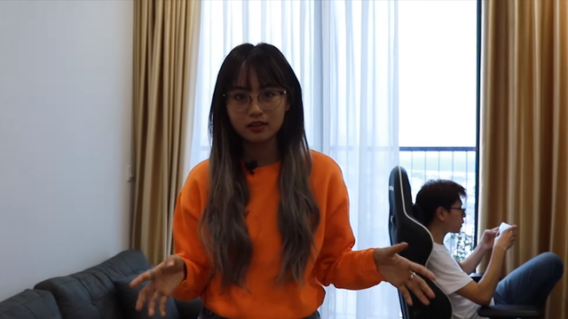 Minh Nghi làm Vlog để giới thiệu nhà mới nhưng Bomman mới là nhân vật được chú ý nhiều nhất