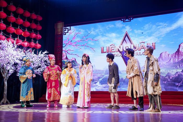 Dân tình sục sôi chuyện Táo Liên Quân phát sóng trên truyền hình