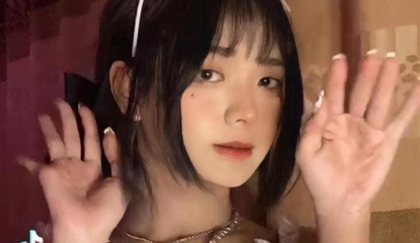 Chiêm ngưỡng nhan sắc chàng trai "hot girl Tiktok" khiến CĐM điêu đứng u mê những ngày qua