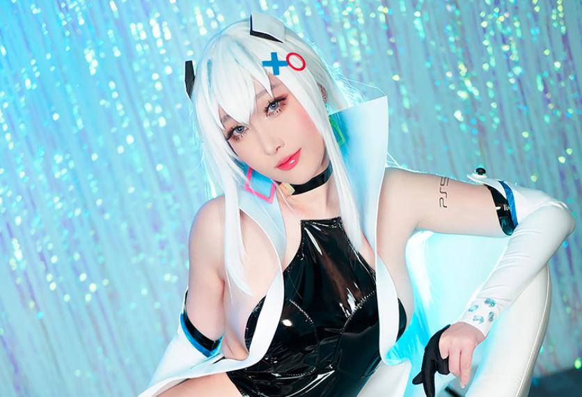 Máy lọc không khí PS5 càng thêm hấp dẫn khi được cosplay bởi dàn mỹ nhân từ khắp thế giới