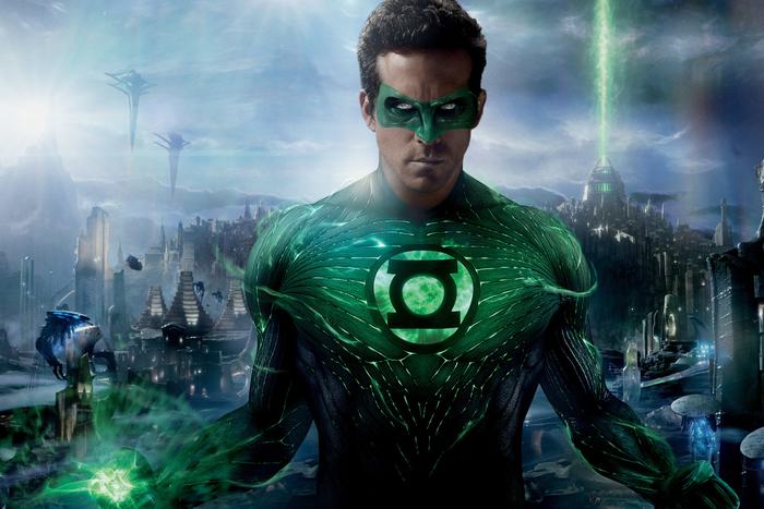 Ryan Reynolds chấp nhận xem Green Lantern vì Justice League Snyder Cut