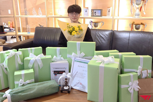 LMHT: Dù phong độ không ổn định nhưng Faker vẫn là "gà đẻ trứng vàng" của T1