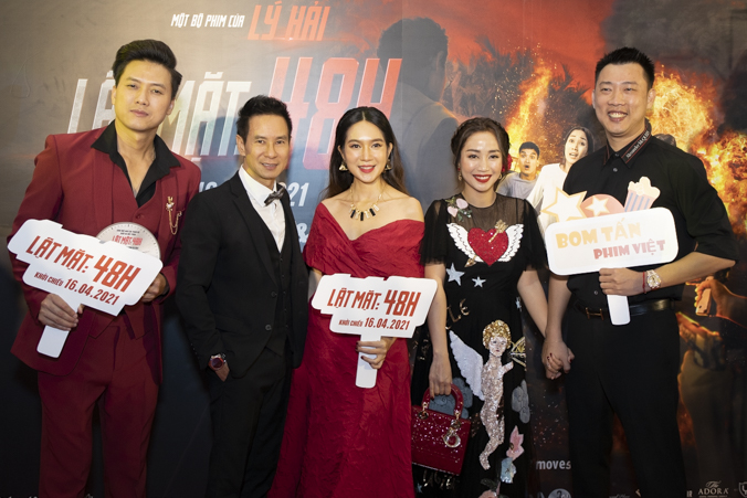 Cả showbiz tề tựu mừng Lý Hải ra mắt "Lật Mặt: 48H"