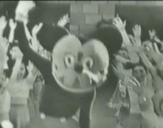 Cộng đồng Weibo dậy sóng khi thấy hình ảnh chuột Mickey thời sơ khai, trông chả khác gì phim kinh dị