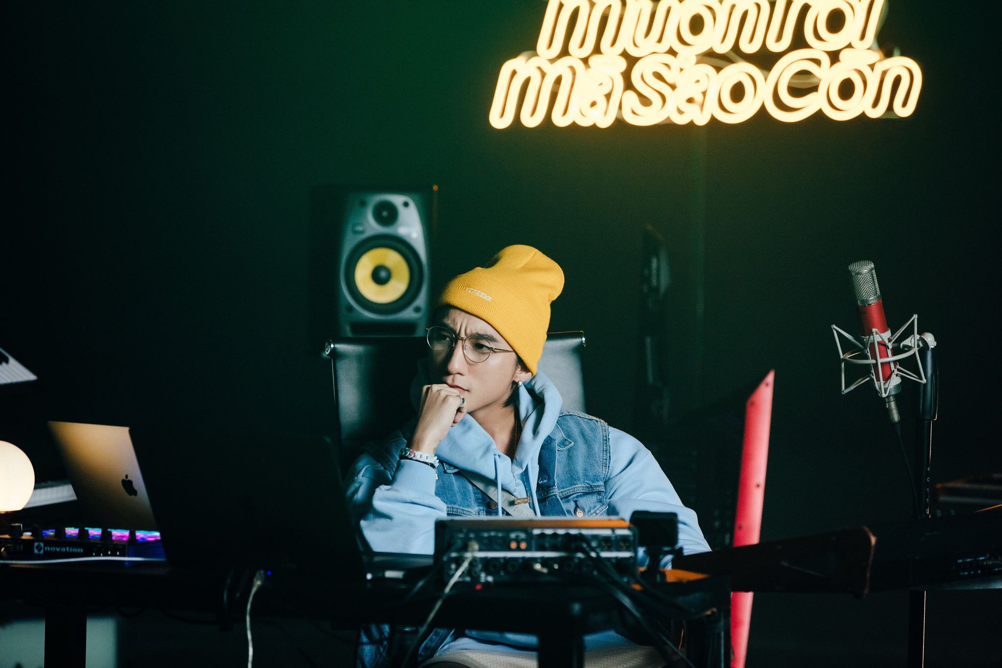 Lời bài hát đầy đủ của MV Muộn rồi mà sao còn - Sơn Tùng MTP