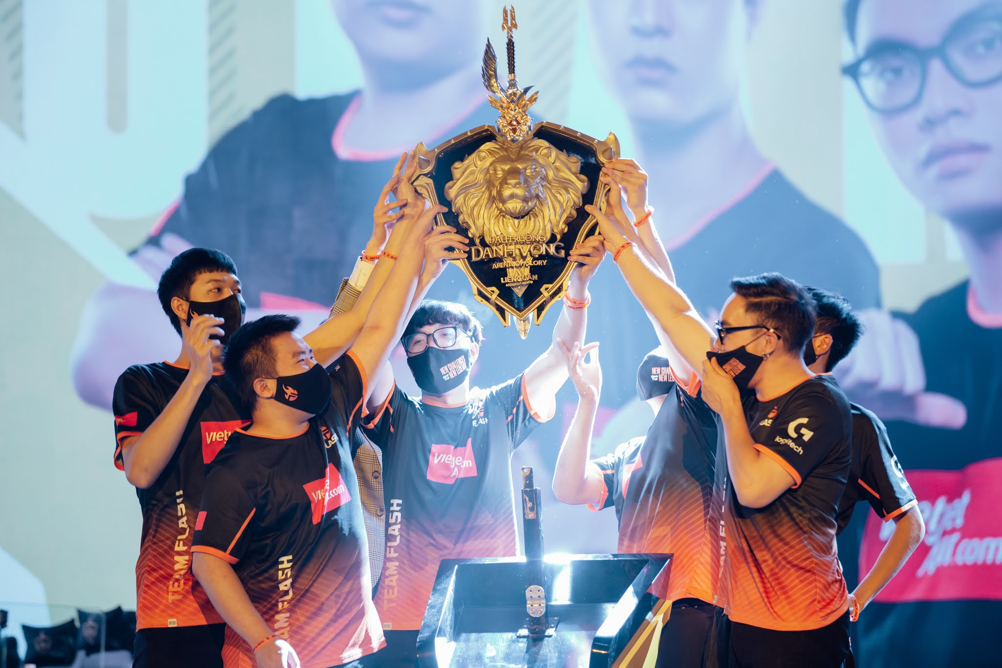 Đấu trường Danh Vọng mùa Xuân 2021: Team Flash thắng áp đảo Saigon Phantom, trở thành tân vương