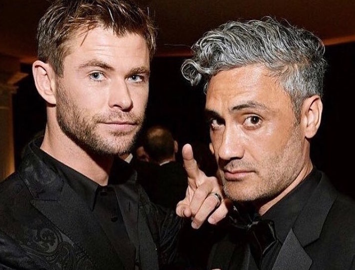 Nam diễn viên người Úc giấu tên chia sẻ poster Thor: Love & Thunder phiên bản con nhà nghèo